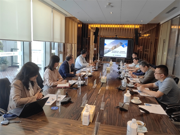 省社总会计师彭刚带队赴上海市尊龙集团中国官方网站社考察学习